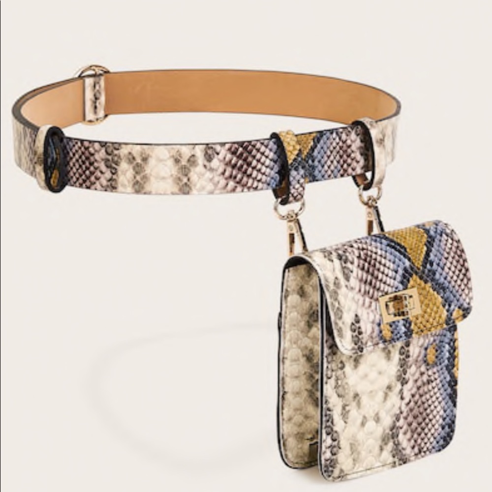 Fanny packs